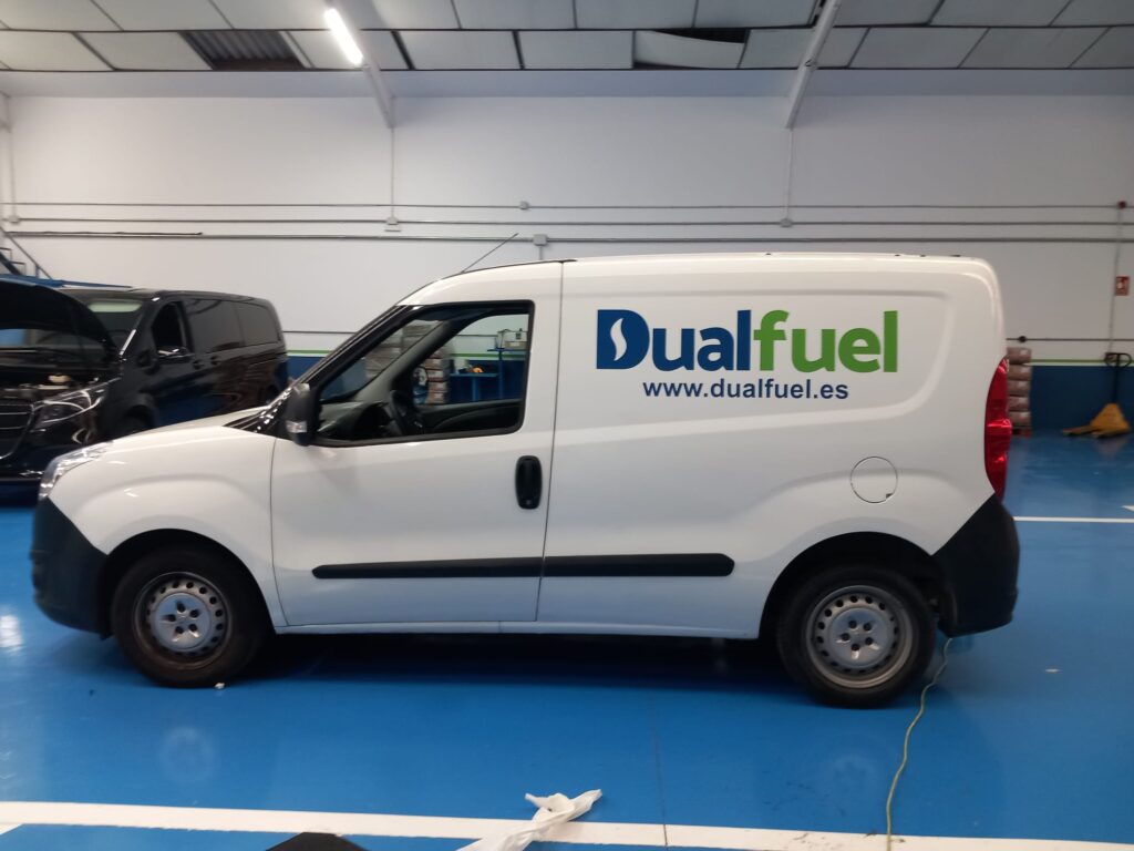 Opel Combo Dual fuel